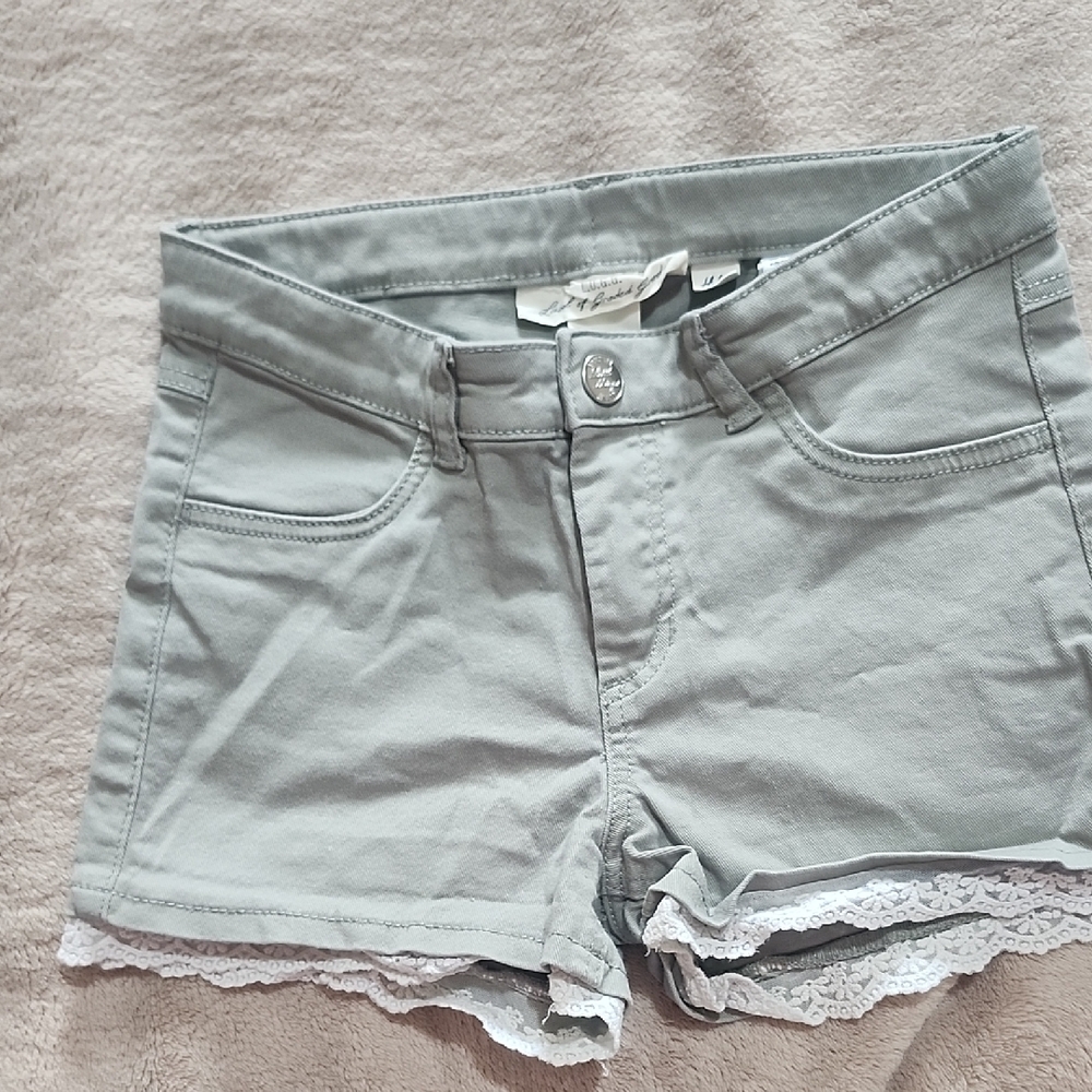 Stylish Gray Women's Shorts
